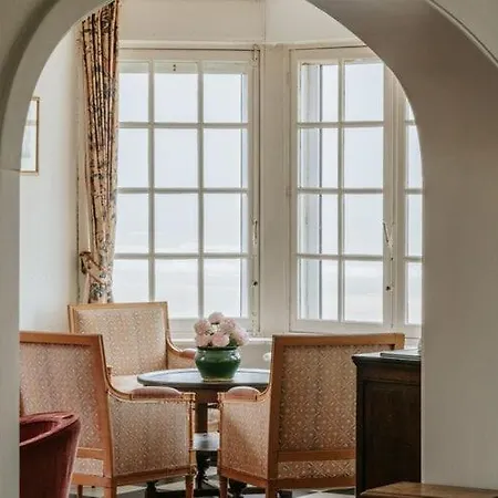 Beautiful Normandy In An Exclusive Location Villa *
